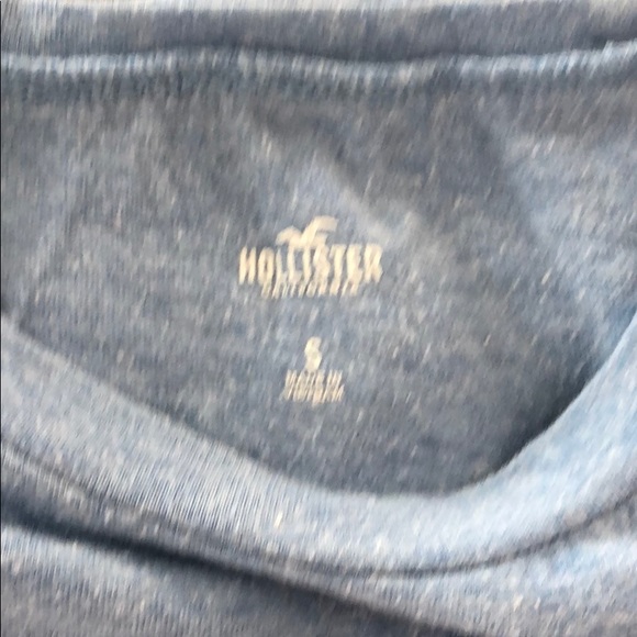 Hollister T-shirt with pocket - Picture 2 of 2